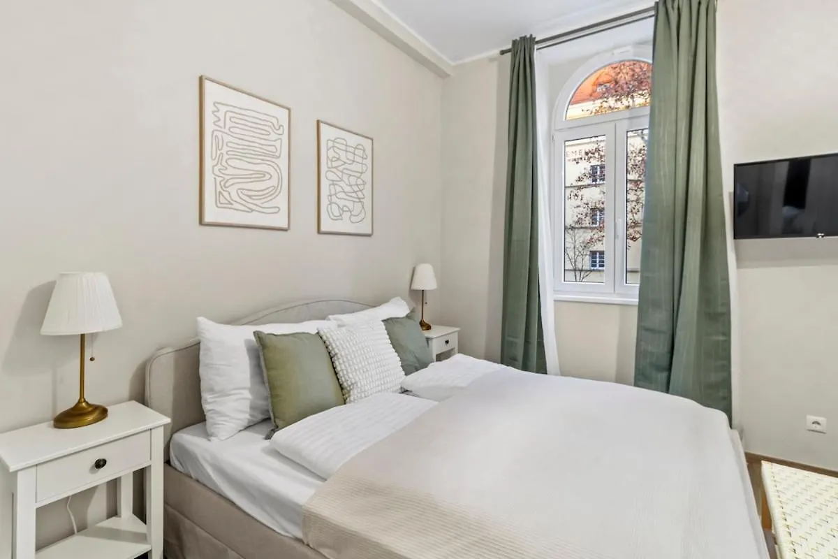 Apartments I 5 Min To Millennium City Mall And Handelskai U6 Wien
