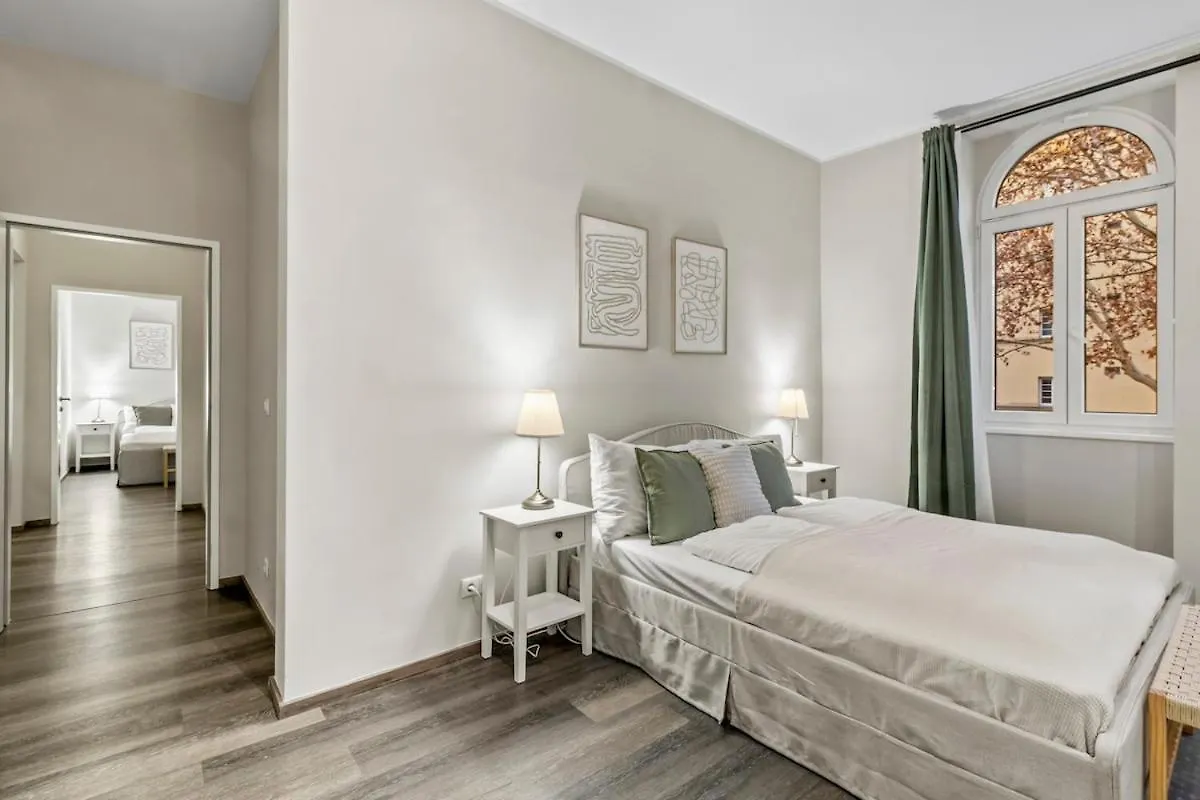 Apartments I 5 Min To Millennium City Mall And Handelskai U6 Wien