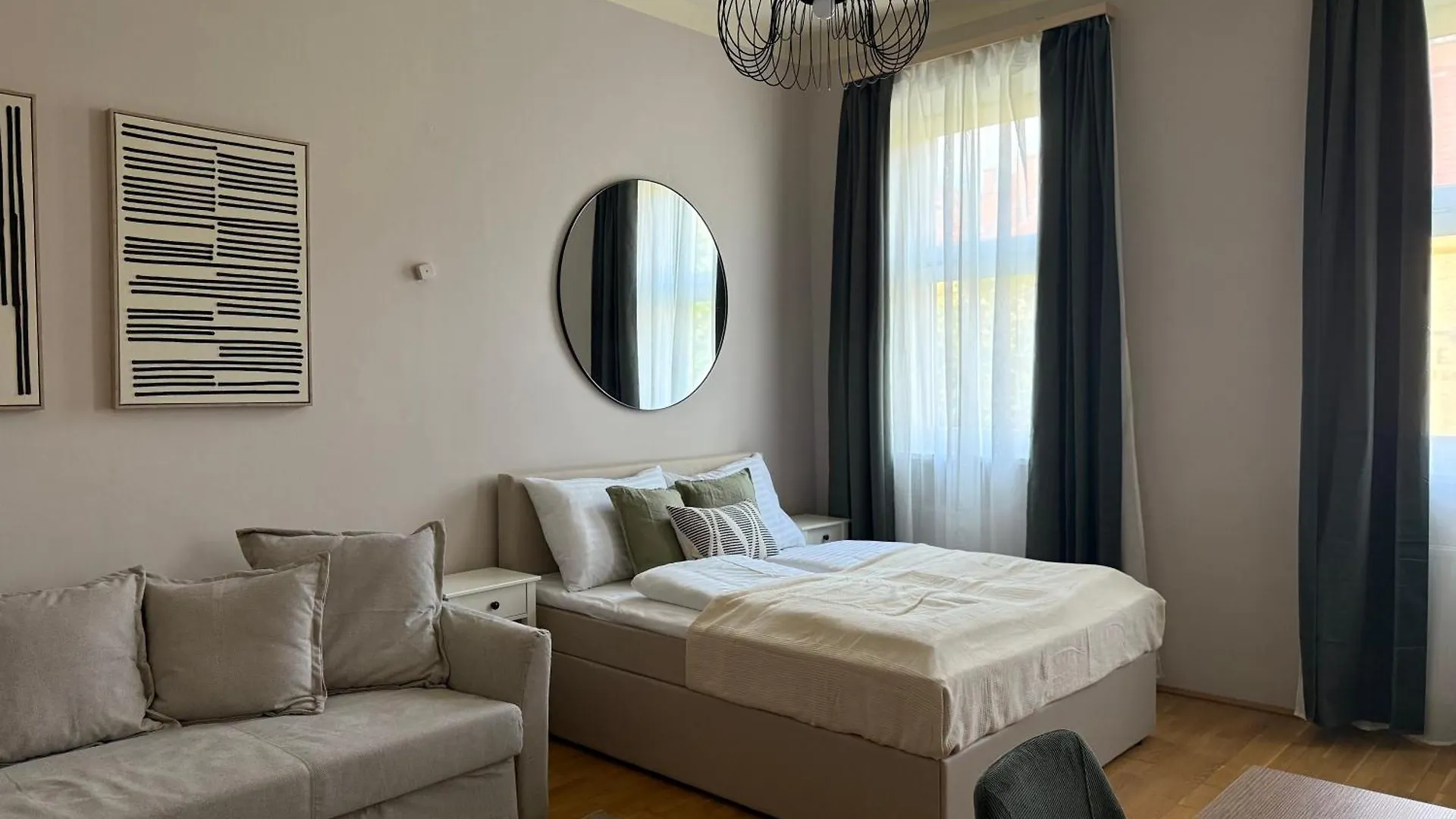 Apartments I 5 Min To Millennium City Mall And Handelskai U6 Wien