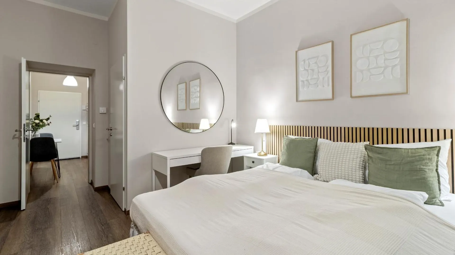 Apartments I 5 Min To Millennium City Mall And Handelskai U6 Viena 0*,  Austria