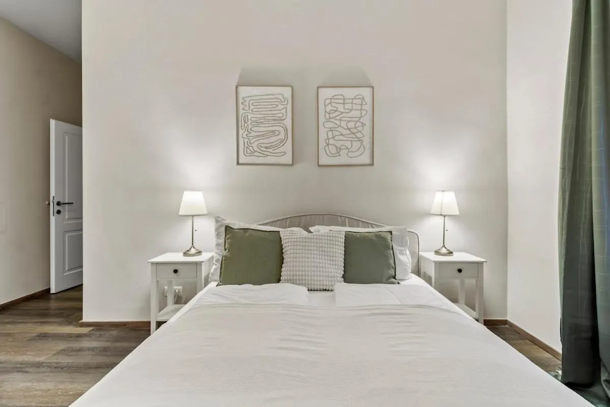Apartments I 5 Min To Millennium City Mall And Handelskai U6 Viena 0*,  Austria